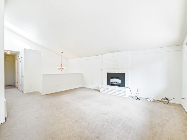 Sala de estar - 9316 SW 8th Dr