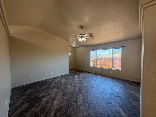 Foto del edificio - 1420 Jefferson St