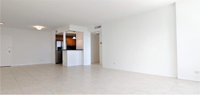 Building Photo - 2800 N Flagler Dr
