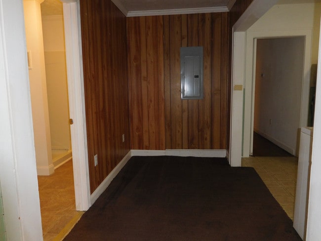 Building Photo - 509 Fairfax