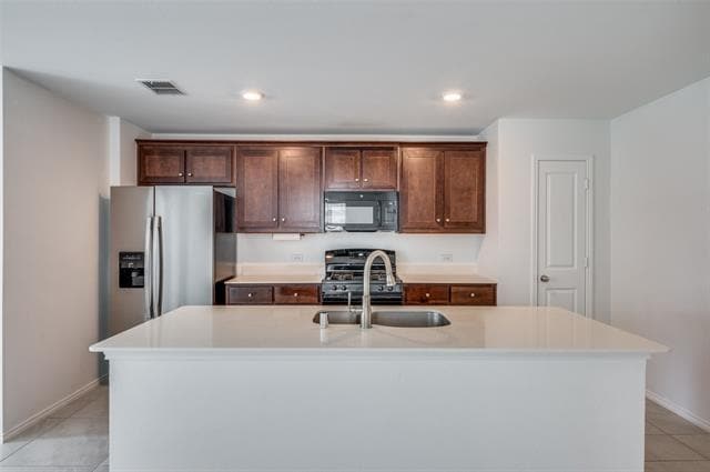 Foto del edificio - 14142 Birch Farm Dr