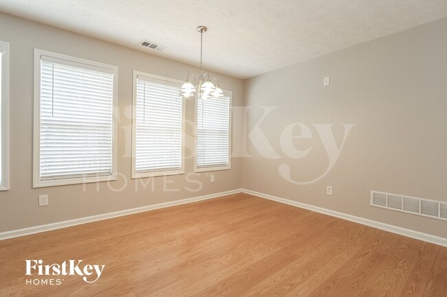 Foto del edificio - 1236 McPherson Church Rd