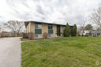 Building Photo - 2806 Leeway Dr