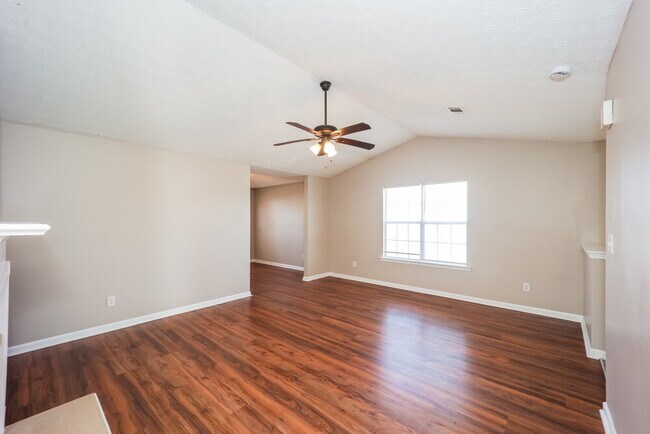 Foto del edificio - 839 Rock Shoal Ct