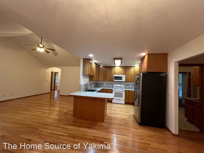 Foto del edificio - 3 br, 2 bath House - 114 N 78th Avenue