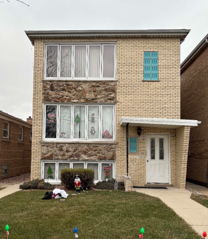 Photo - 4520 W 55th St (Chicago, IL)