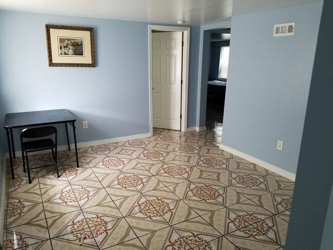 Foto del edificio - 2532 Saint Philip St