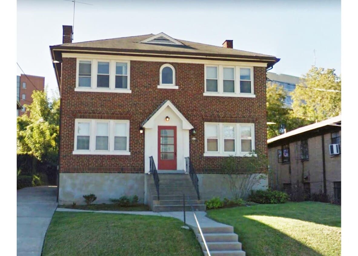 Primary Photo - 319 Terrace Ave