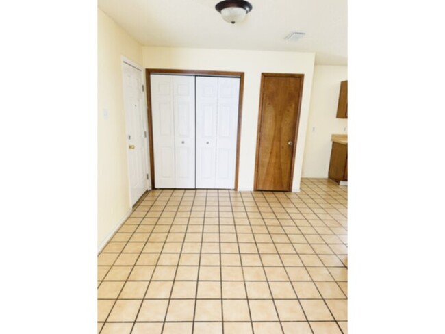 Building Photo - 3 bedroom in Mesquite!!!!