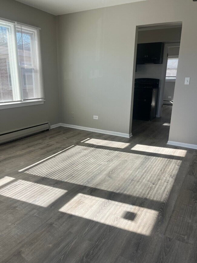 Foto del edificio - 1340 N Main St