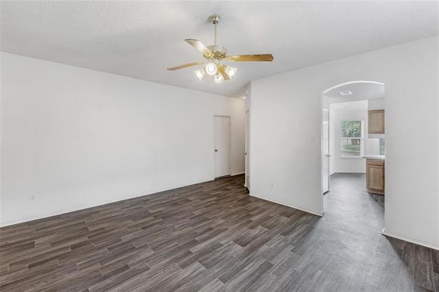Building Photo - 7024 Negril Ct