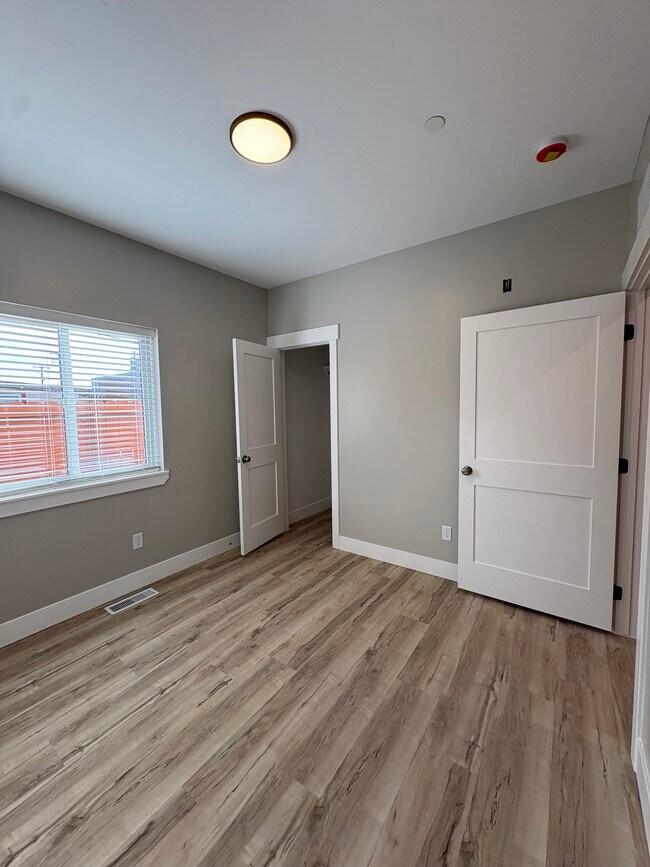 Foto del edificio - Ririe Apartment unit 5