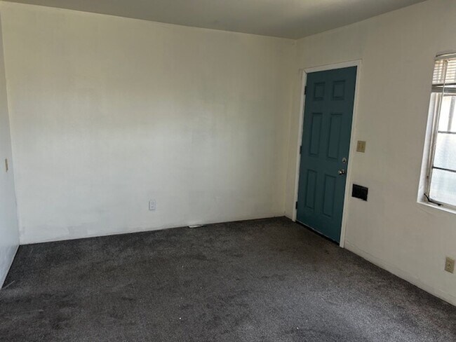 Foto del edificio - Private 1 Bed, 1 Bath Unit