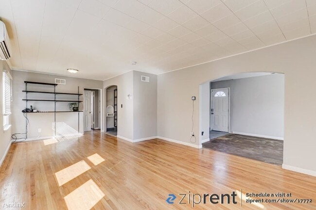 Building Photo - 2 br, 1 bath House - 4458 47th Street, San...