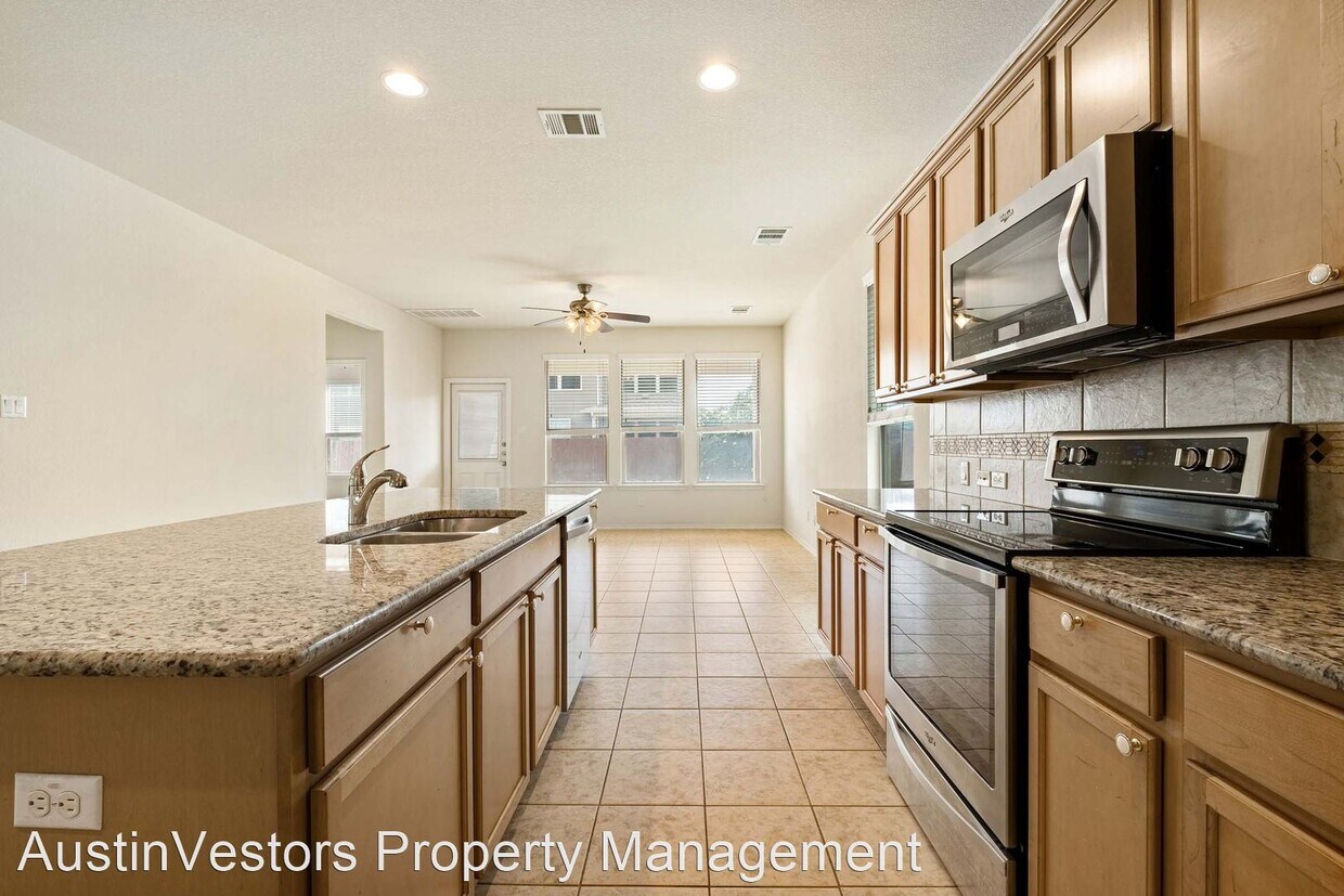 Primary Photo - 3 br, 2.5 bath House - 16005 Remington Res...