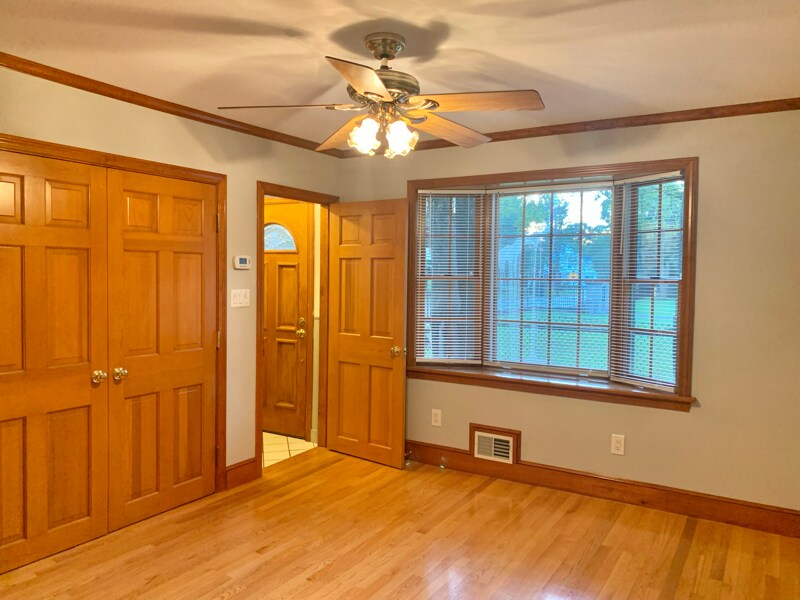 Foto principal - 239 Grove St