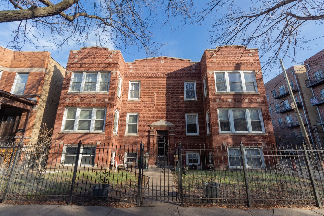 Primary Photo - 2817 N Talman Ave