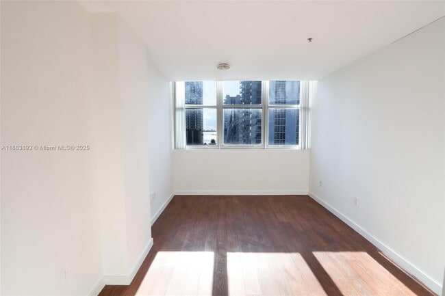 Foto del edificio - 2200 NE 4th Ave