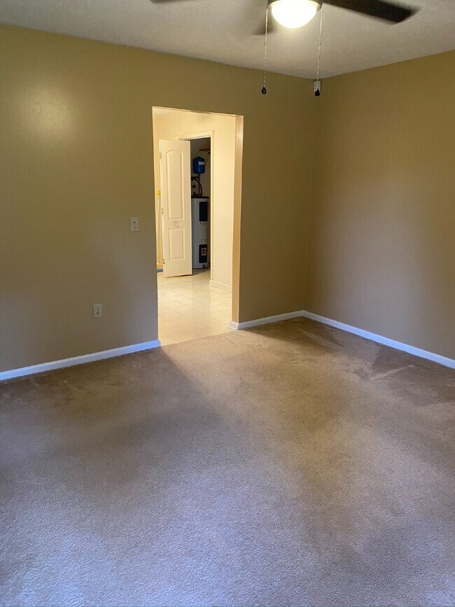 Foto del edificio - Home for Rent