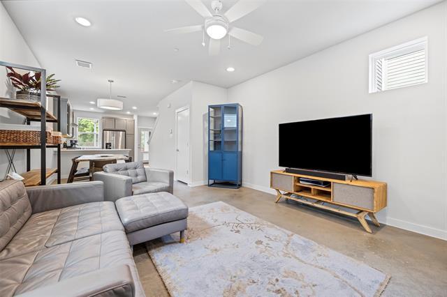 Foto del edificio - 1285 Clifftop Ln