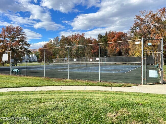 Foto del edificio - 284 Fairfield Pl