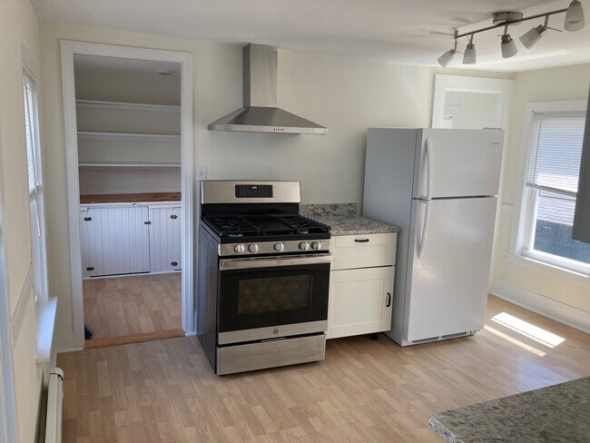 Kitchen + Pantry - 6 Morse St