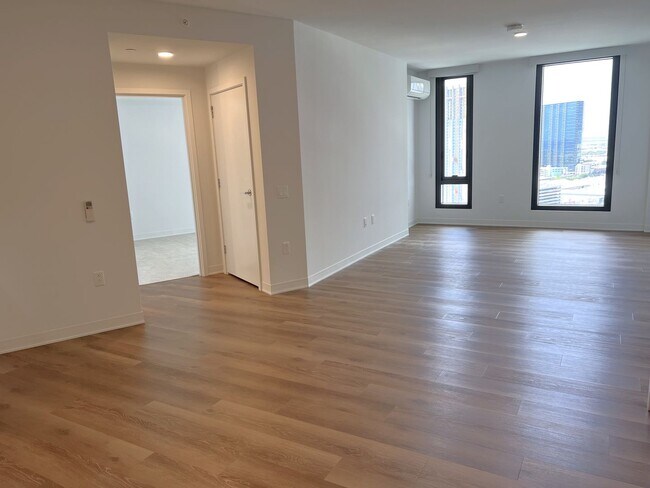 Foto del edificio - Aalii at Ward Village - High Floor One Bedroom, One Bath, One Assigned Parking