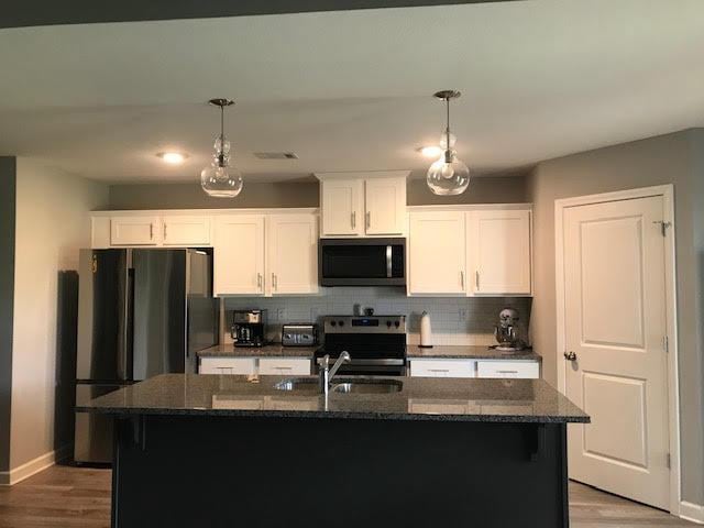 Building Photo - 10203 Maxwell Way