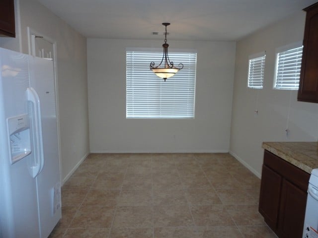 Foto del edificio - 3810 Shimmering Creek Ave