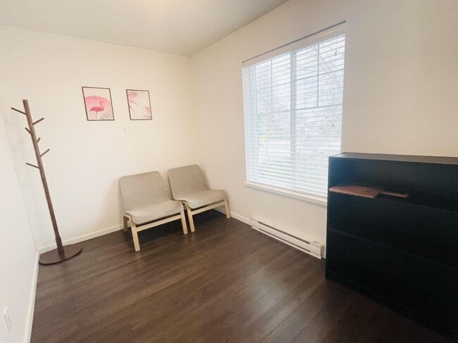 Building Photo - 15268-15228 28 Ave