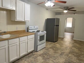 Building Photo - 1117 Guadalupe St