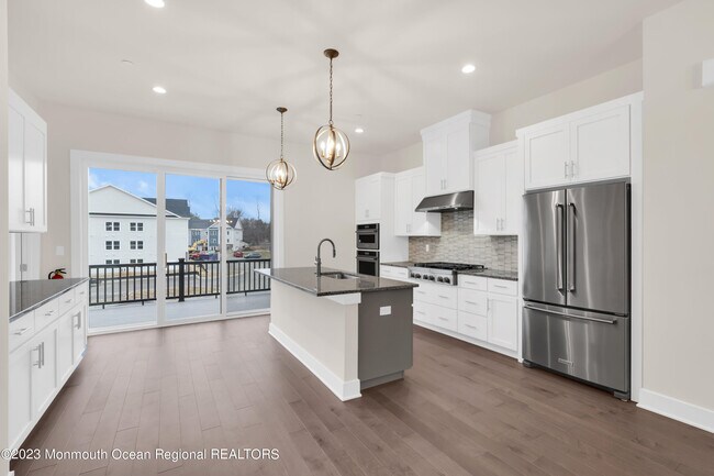 Foto del edificio - 5 Blaisdell Ct