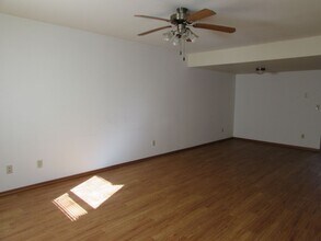 Building Photo - 20320 Skyview Dr