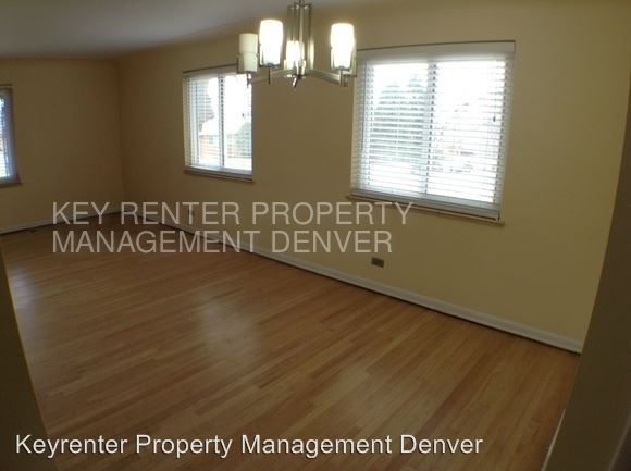 Building Photo - 3001 Zenobia St