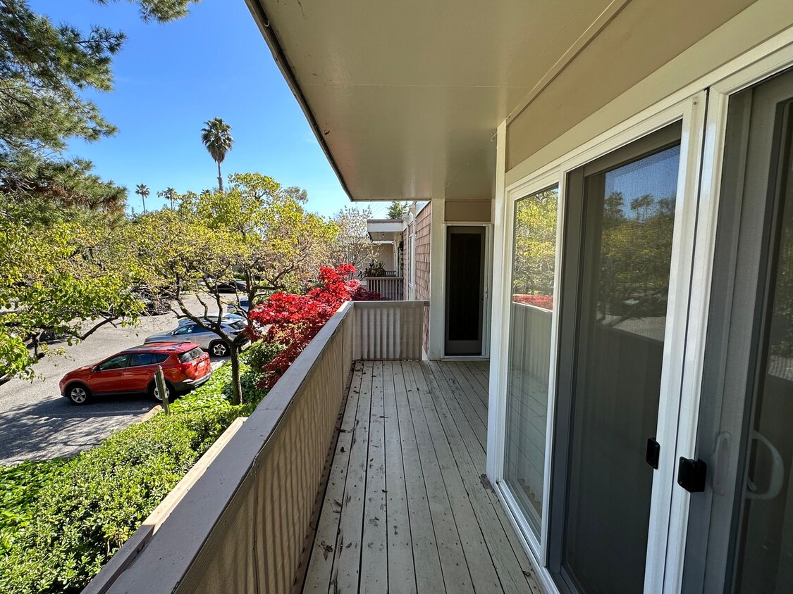 Foto principal - Beautiful remodeled 2 bedroom and 1 bath c...