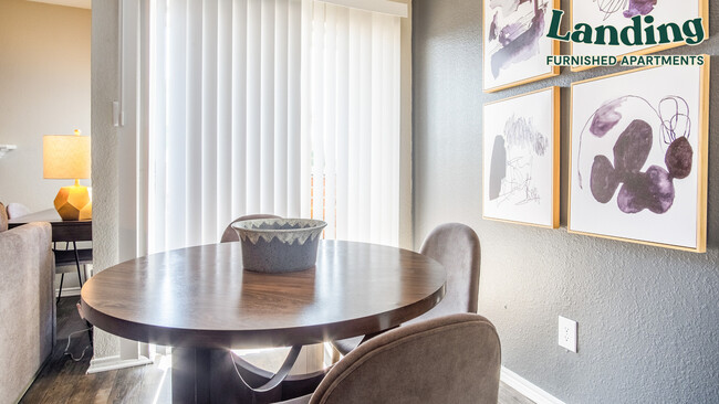 Foto del edificio - 2409 Fallwood Dr