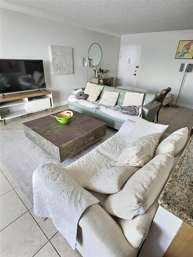 Foto del edificio - 137 Golden Isles Dr