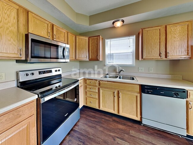 Building Photo - 5824 Twin River Ln