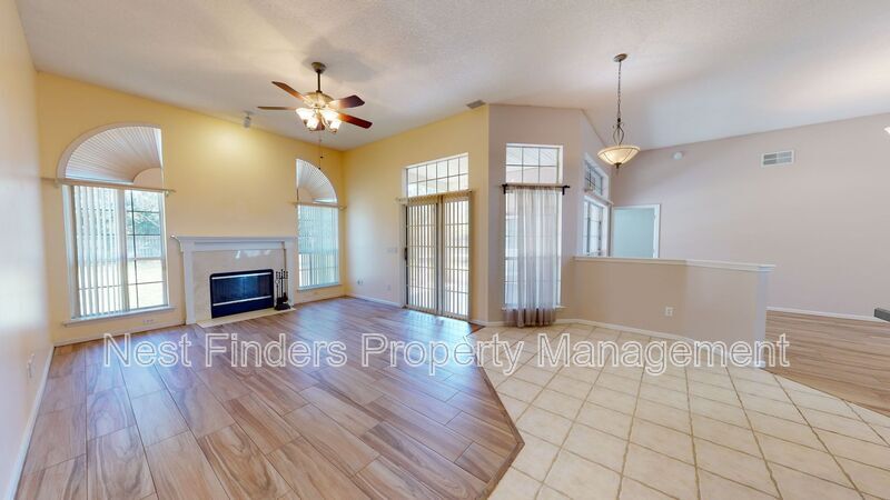 Primary Photo - 492 N Bridgestone Ave