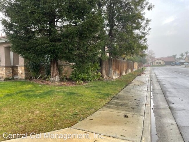 Building Photo - 4 br, 2 bath House - 11823 Darlington Ave