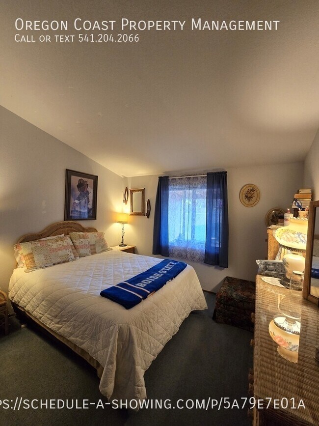 Foto del edificio - 3bed/2bath Home in Bayshore Community - Av...