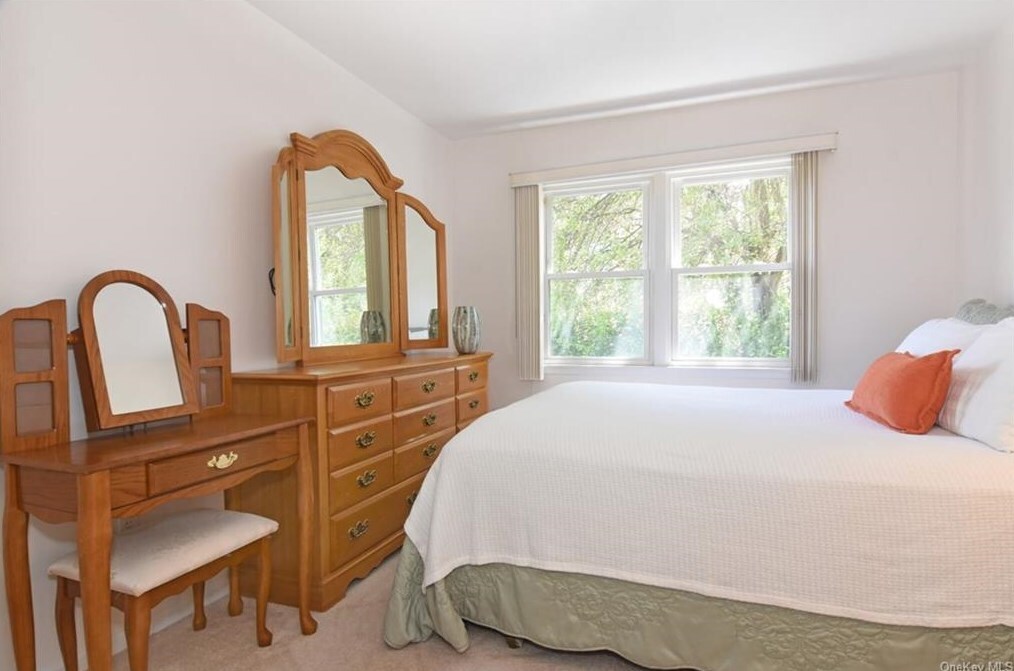 11 Riverside Pl, Dobbs Ferry, NY 10522 Townhome Rentals in Dobbs