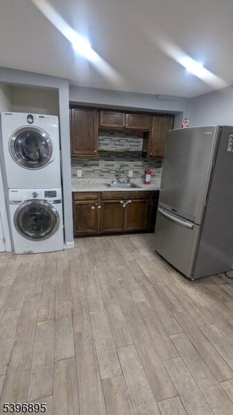 Building Photo - 309 W Broadway