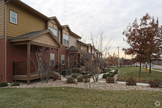 Westchester Townhomes Apartments - Lenexa, KS | Apartments.com