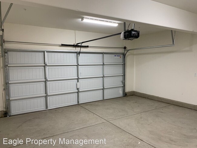 Foto del edificio - 4 br, 2.5 bath House - 4766 Emerald Way