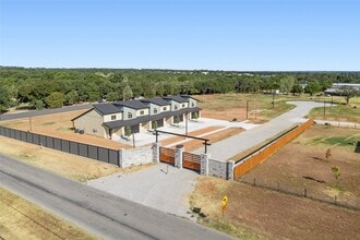 Building Photo - 1007 Agua Escondida Ct
