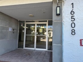 Building Photo - 16508 NE 26th Ave