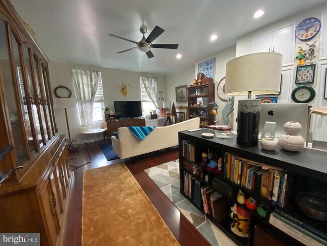 Foto del edificio - 915 S 8th St