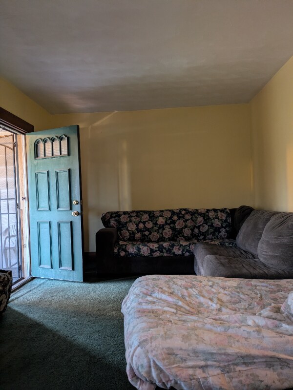 Foto del edificio - 512 E Philadelphia Ave