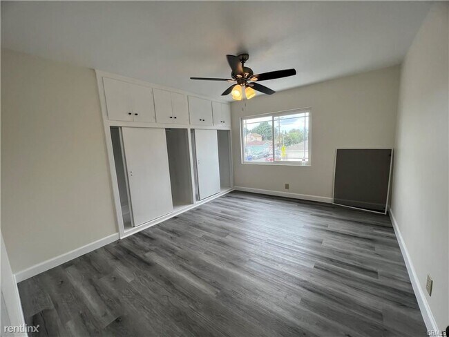 Building Photo - 3 br, 2 bath 4plex - 3505 Michigan Ave
